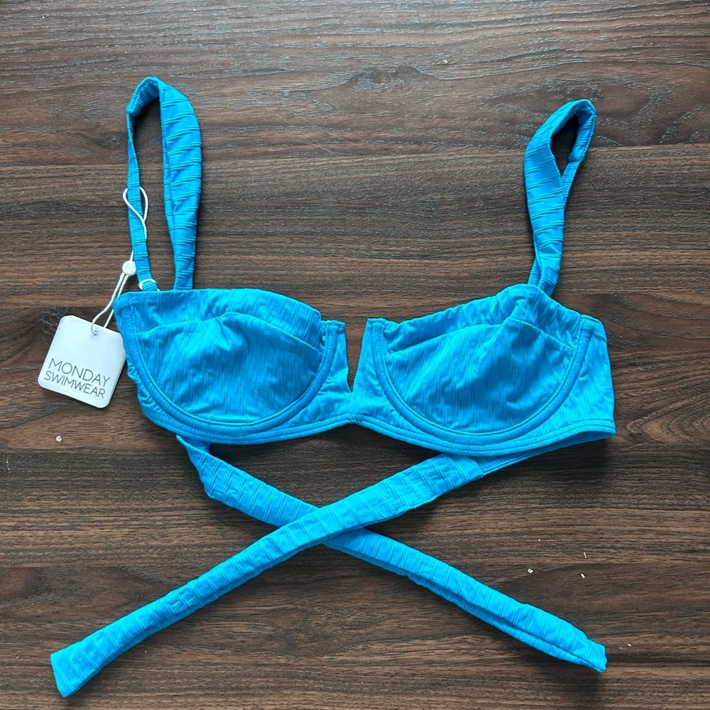 Monday swimwear clovelly bikini top